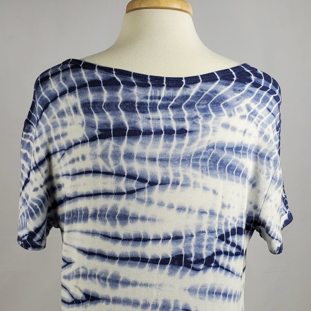 Time and Tru Blue + White Short-Sleeved Crew Neck Top - Picture 5 of 9